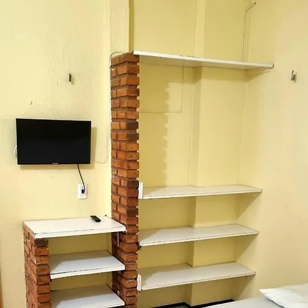 Apartamento Com Piscina E Ar Condicionado Apartamento *